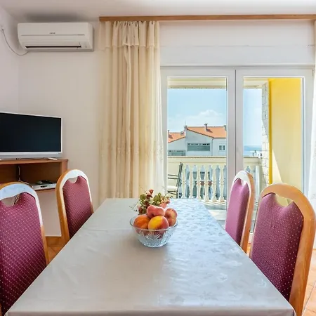 Ciara Apartman *