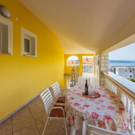 Apartman Ciara *