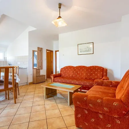 Ciara Apartman